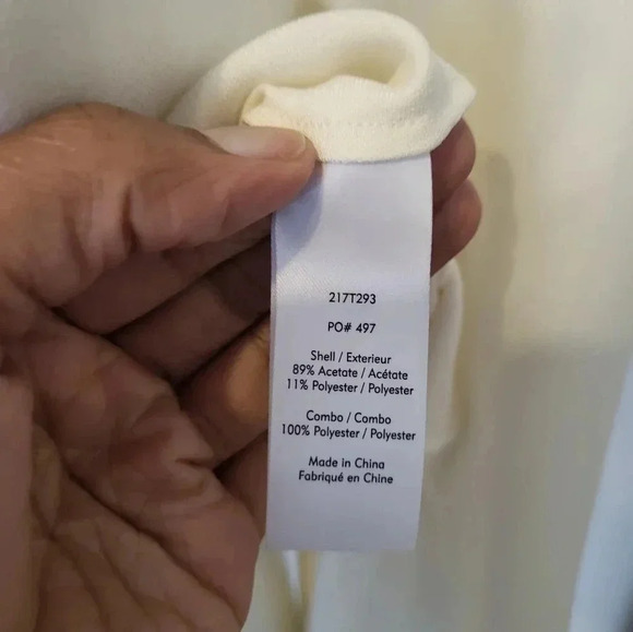 Elizabeth & James Karlotta Satin like Ivory Cream Blouse(S) - Picture 9 of 9